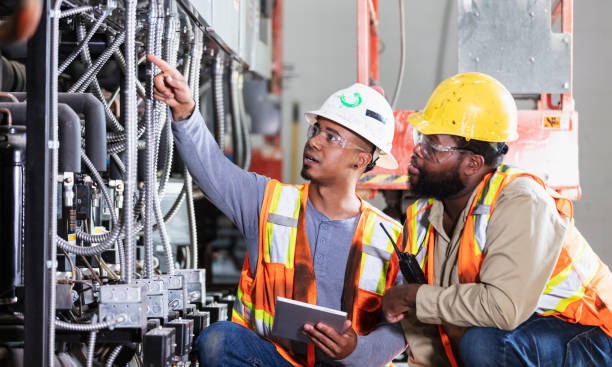 Best Electrical Contractors for Businesses  in Gridley, IL